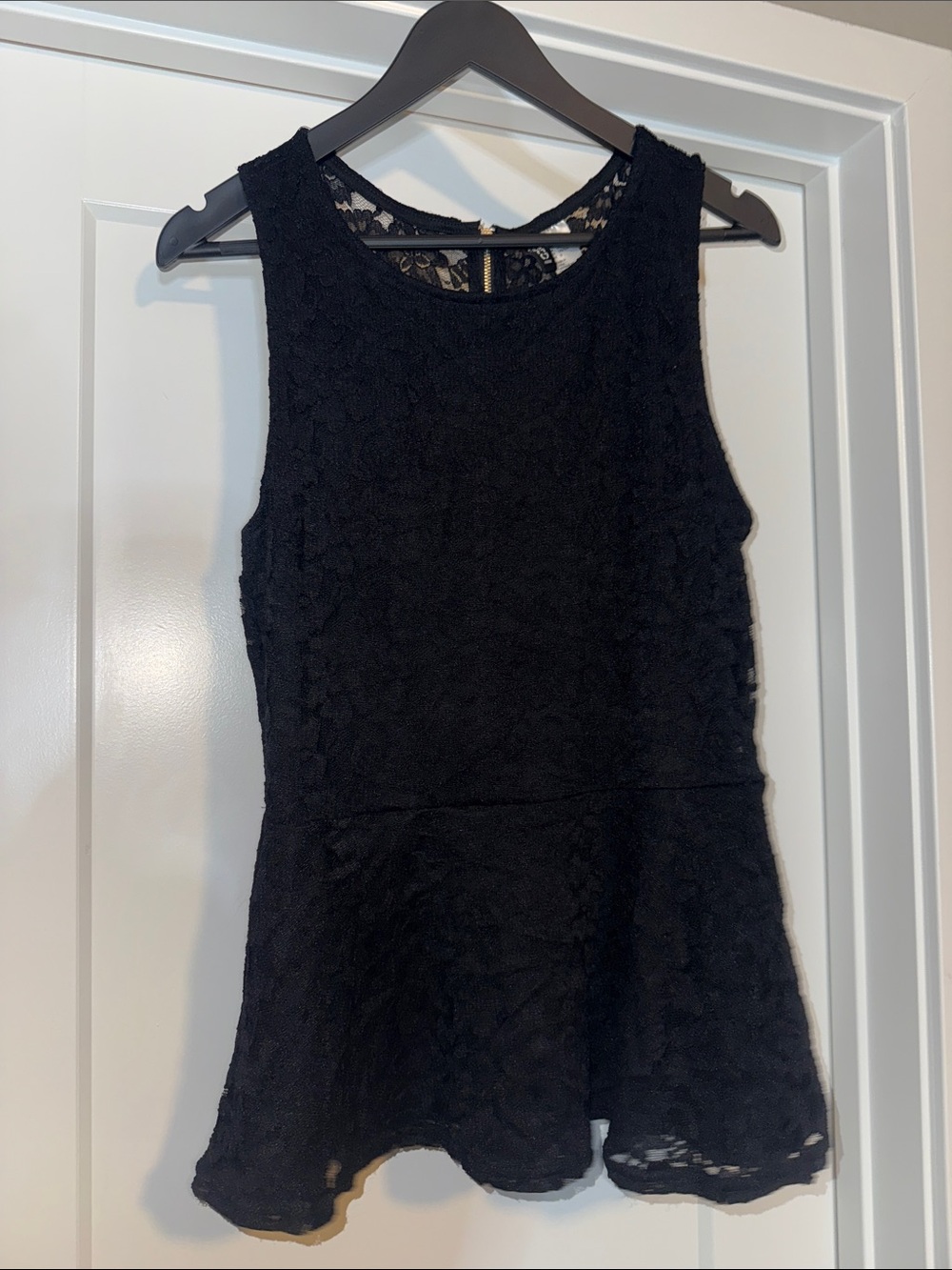 Divided Black Lace Peplum Tunic
